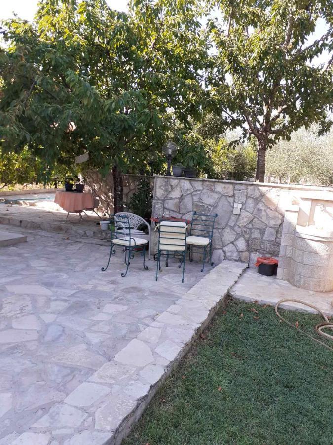 מלון River Side טרביניה מראה חיצוני תמונה