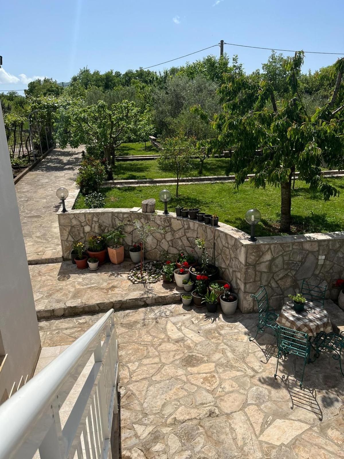 מלון River Side טרביניה מראה חיצוני תמונה