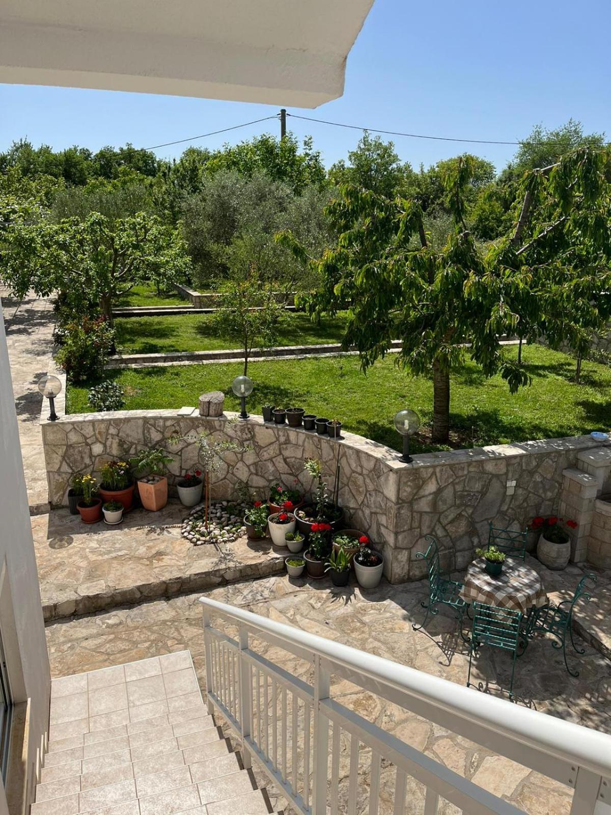 מלון River Side טרביניה מראה חיצוני תמונה